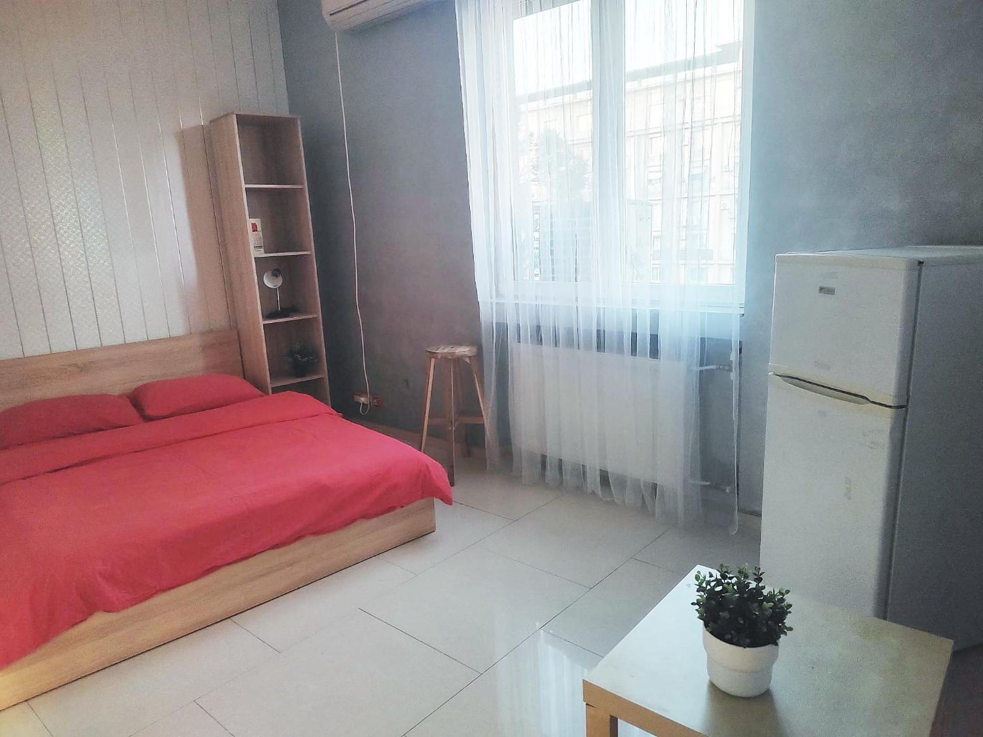 Central Retreat- Apartment Universitate Bukares Bagian luar foto